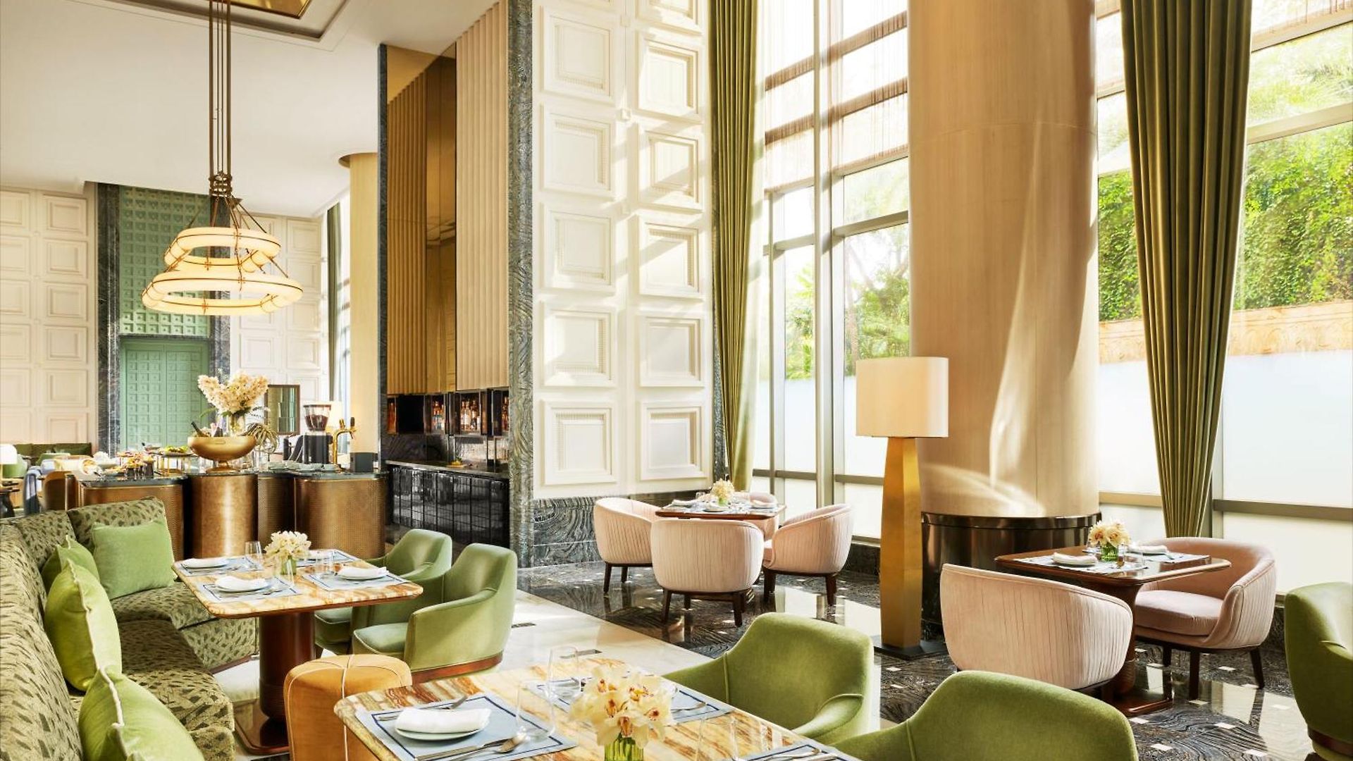 Four Seasons 5*