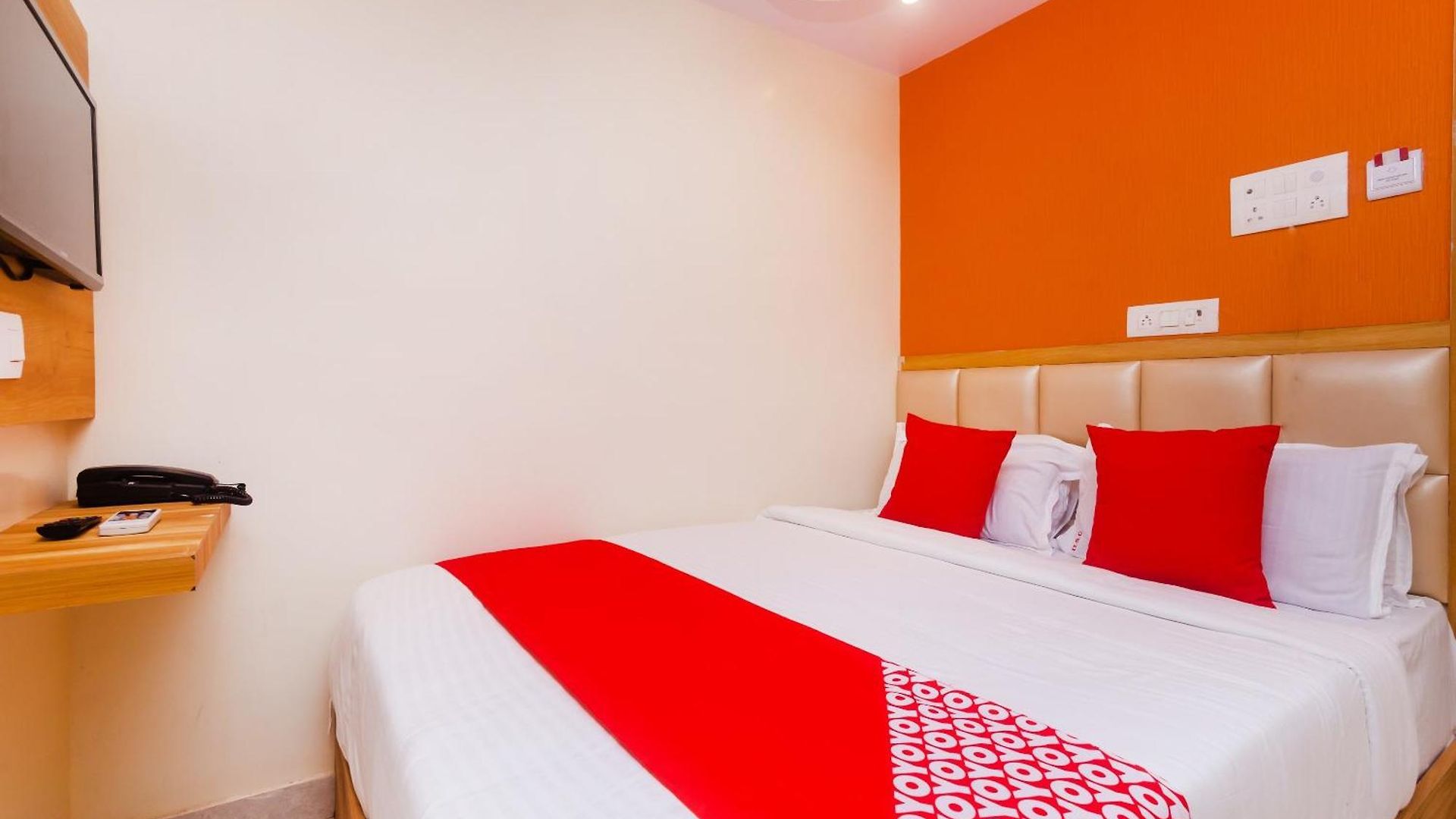 Hotel Sun Near Saifee Hospital And Hn Reliance Hospital Mumbai