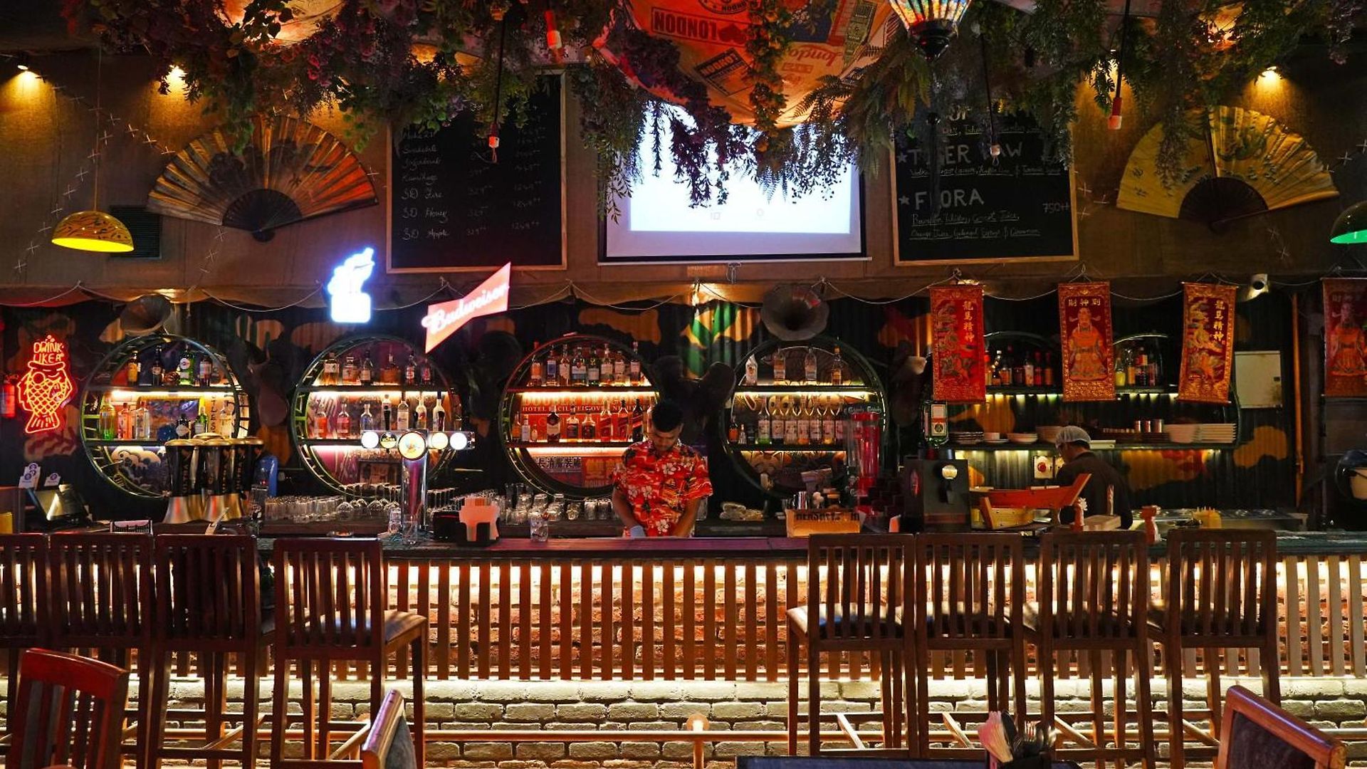 Peninsula Redpine Mumbai