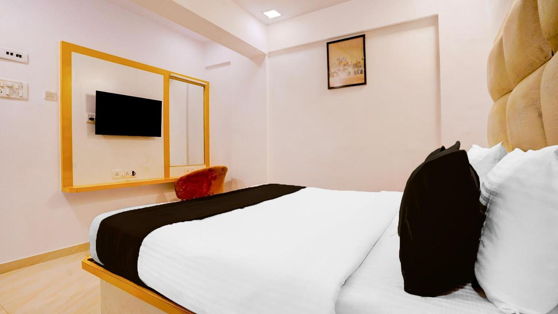 Collection O Andheri West Near Kokilaben Hospital Hotel 3*