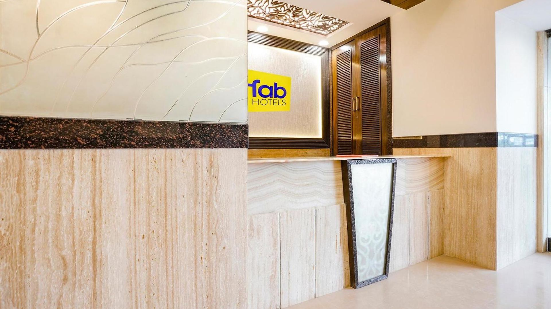 Fabhotel Kamran Residency - Nr Lbs Marg Mumbai