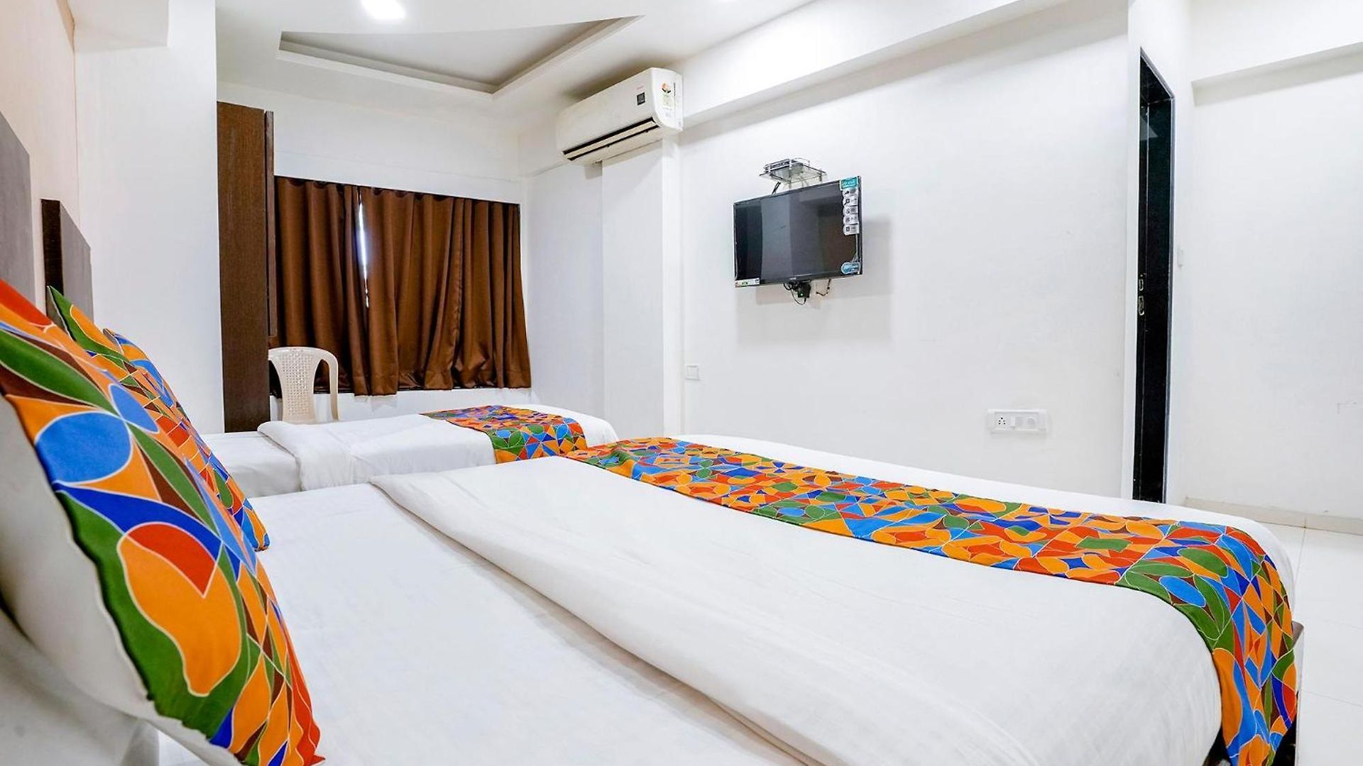 Hotel Fabhotel Kamran Residency - Nr Lbs Marg