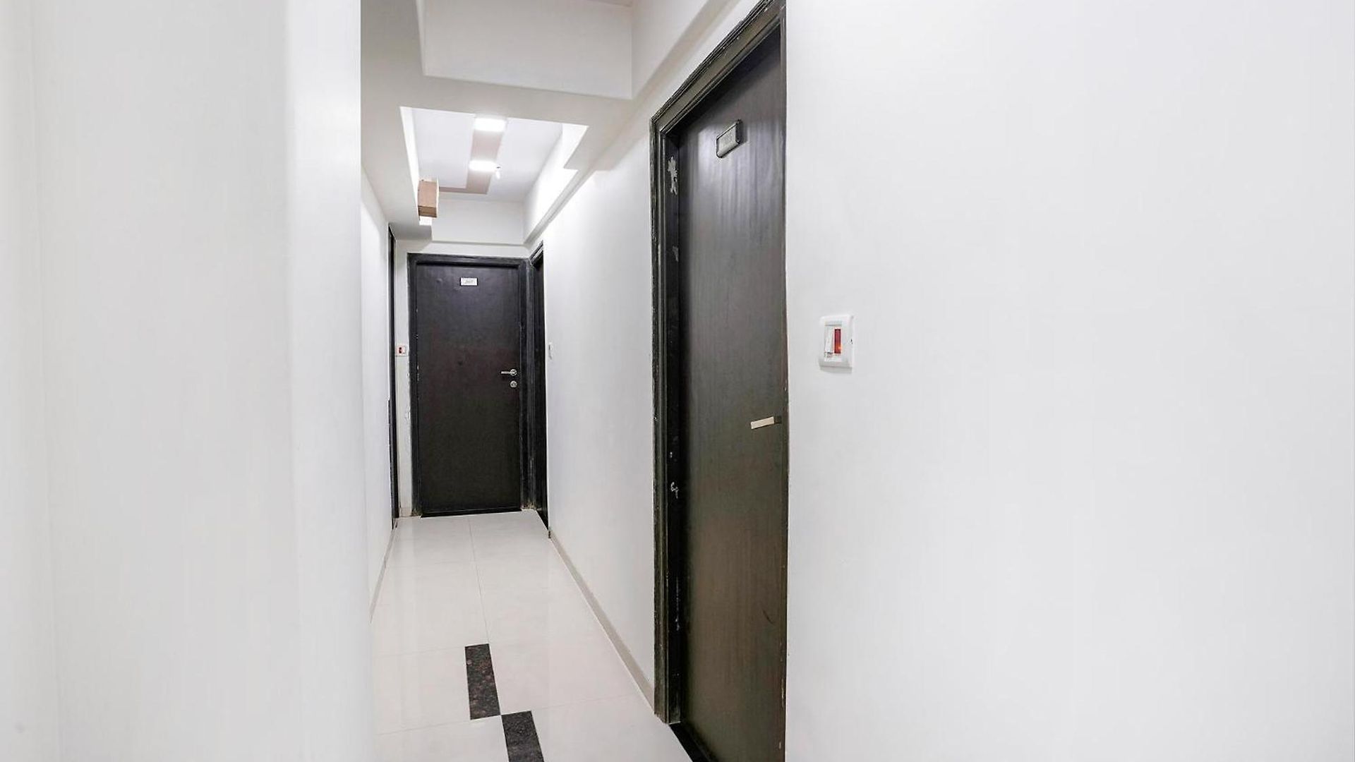 Fabhotel Kamran Residency - Nr Lbs Marg Mumbai