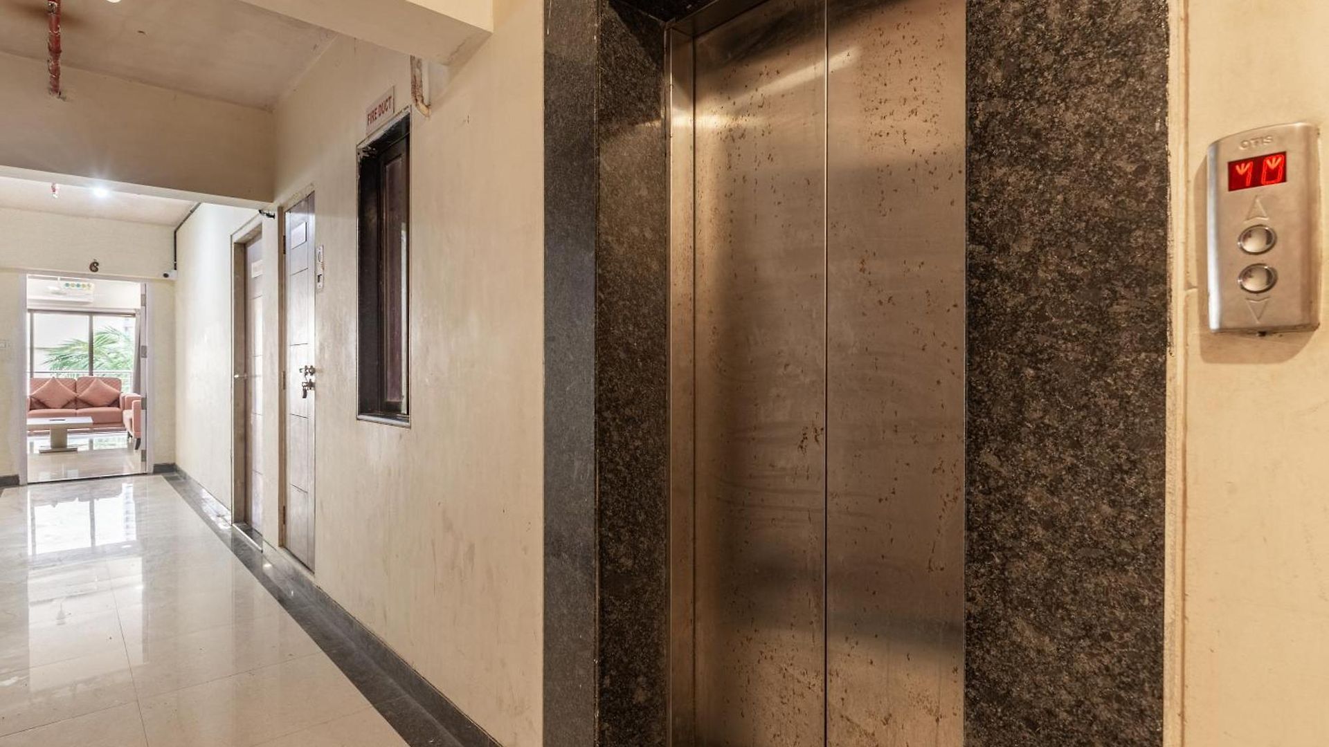 Treat Homes Service In Bkc Sindhuratna 503 * Mumbai