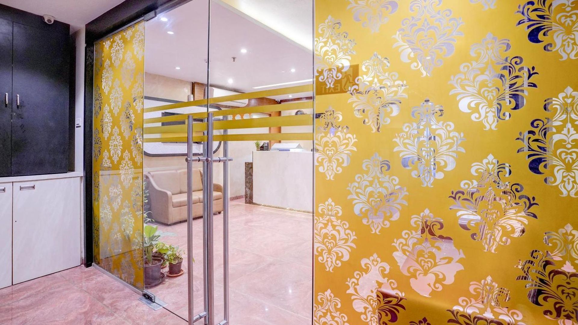Hotel Super Townhouse Oak Times Square Le Western 3*