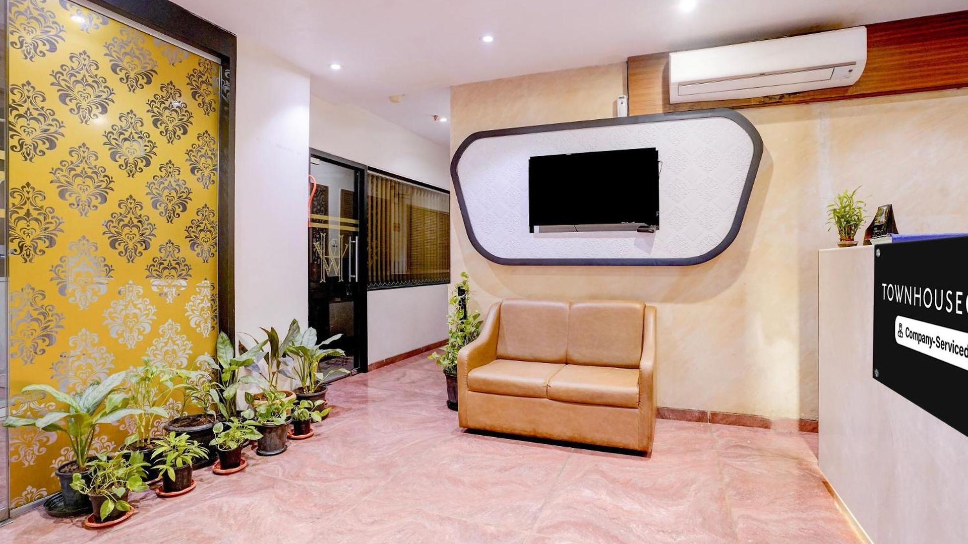 Super Townhouse Oak Times Square Le Western 3*