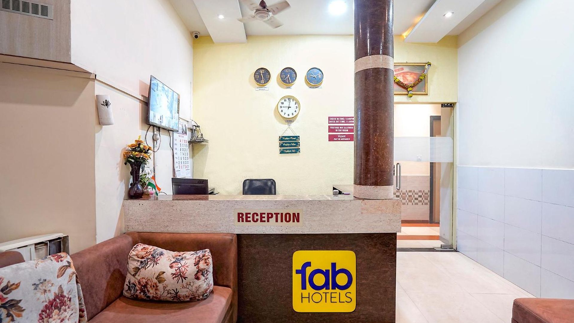Hotel Via Kailash Park