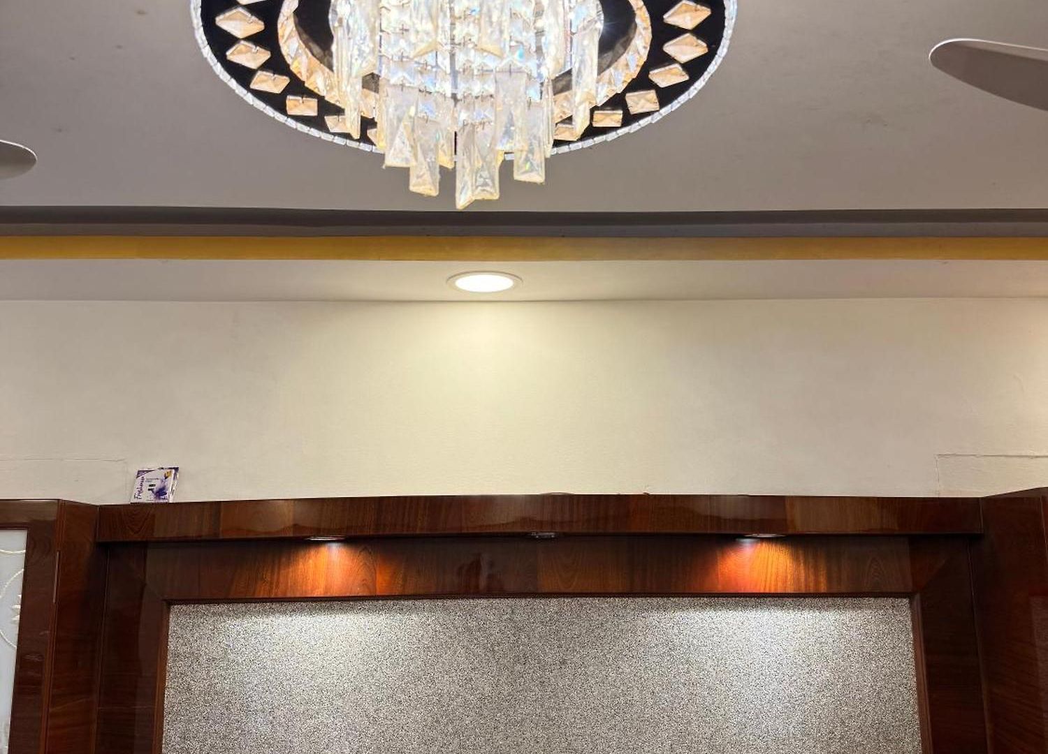 1bhk Modern Cozy Flat At Prime Location Livin Cove * Mumbai