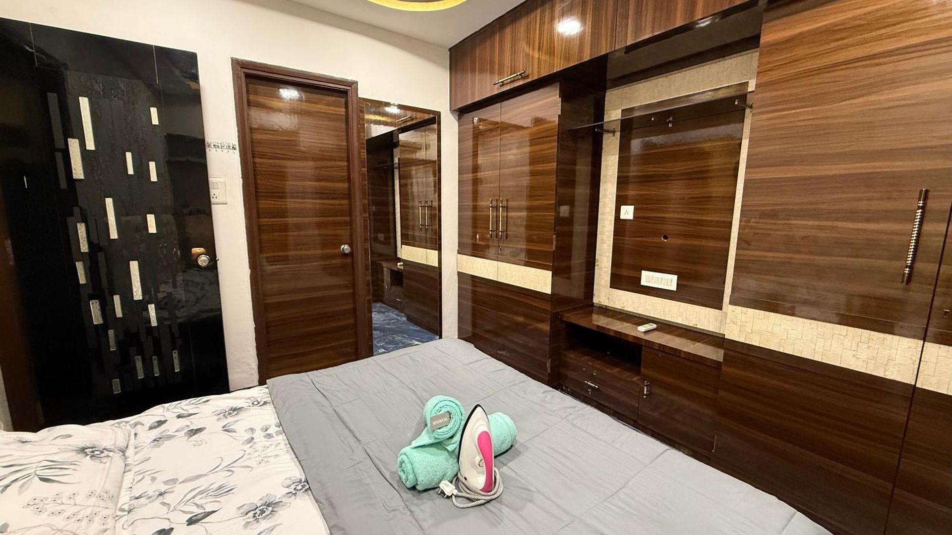 1bhk Modern Cozy Flat At Prime Location Livin Cove Mumbai