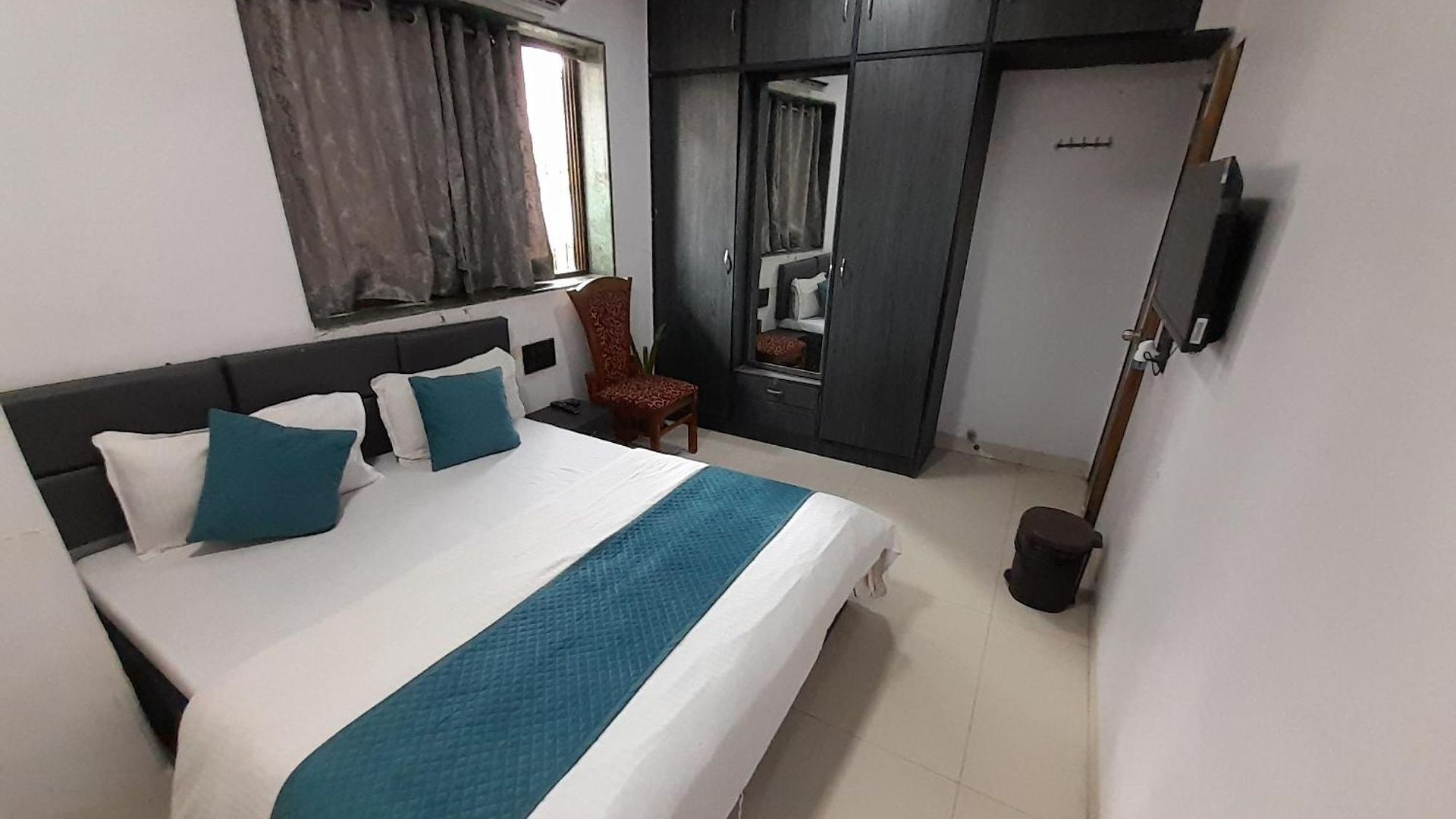 Agrawal Bhavan Couples Friendly For Indians