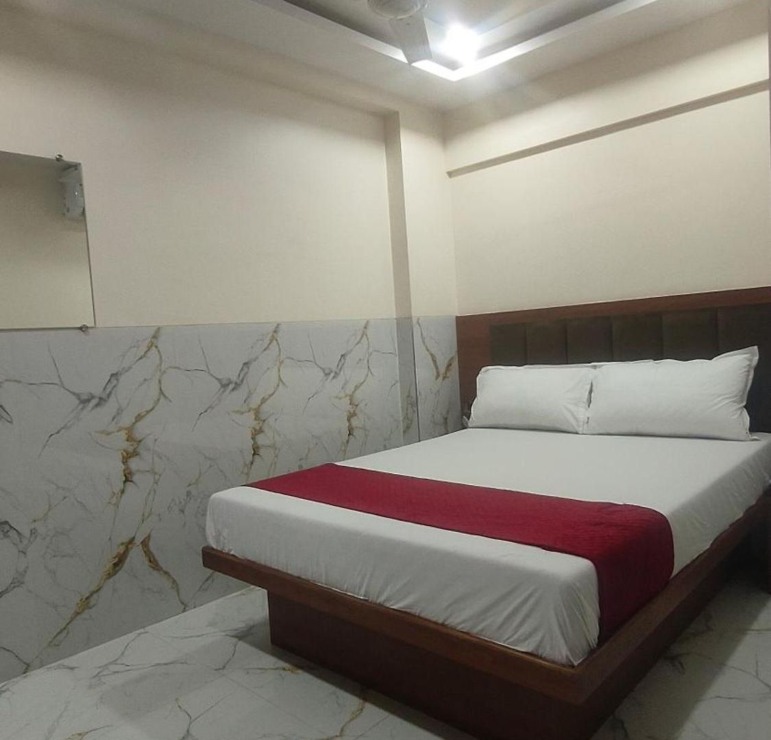Hotel Samrat Palace 2 Mumbai