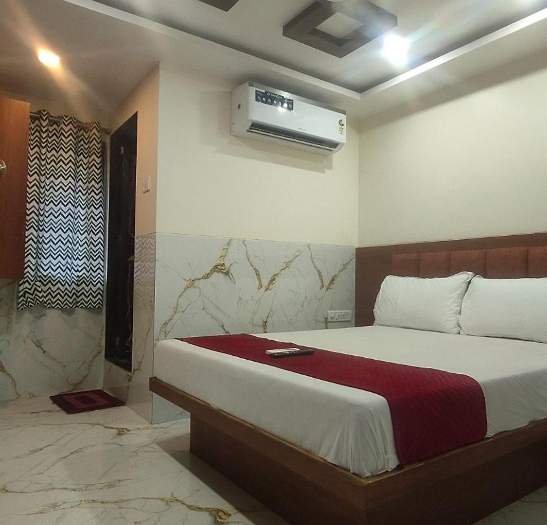 Samrat Palace 2 Hotel 3*
