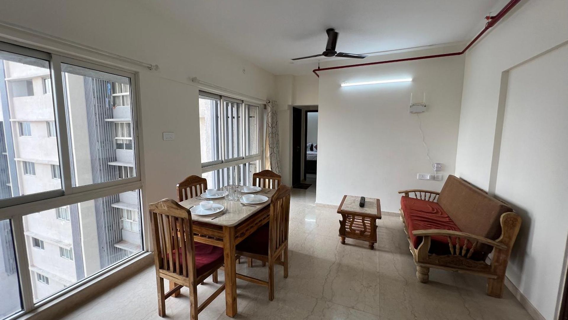 Pinaki Comfort Malad - Near Nesco & Oberoi Mall