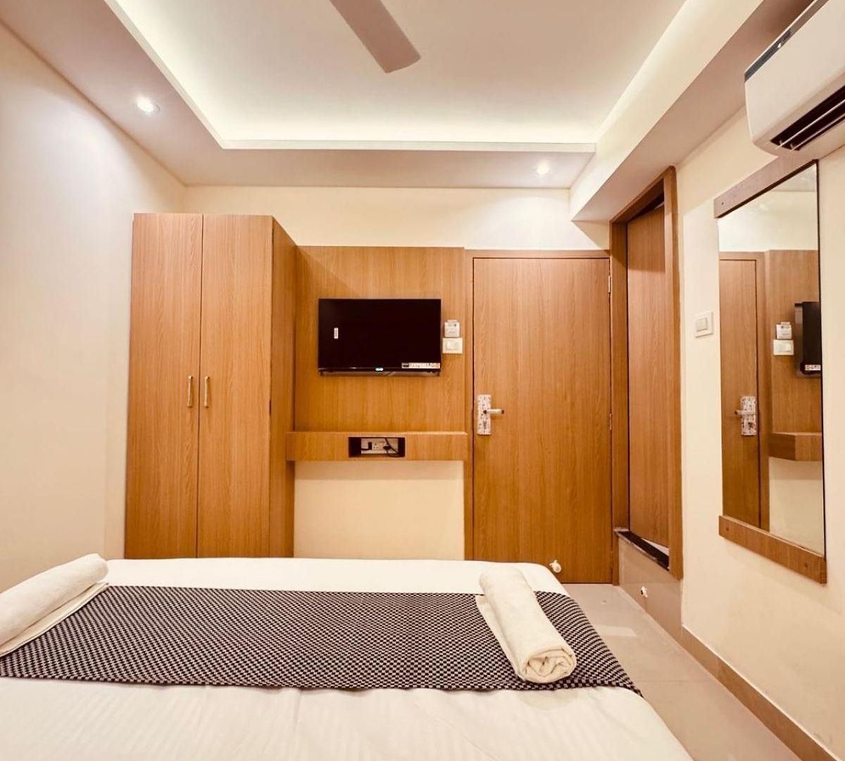 Cliff Garden 2* Mumbai