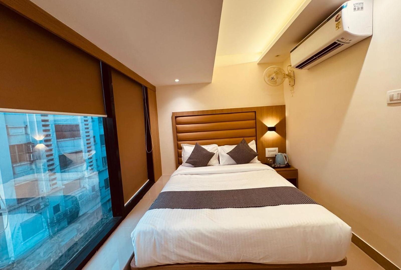 Cliff Garden 2* Mumbai