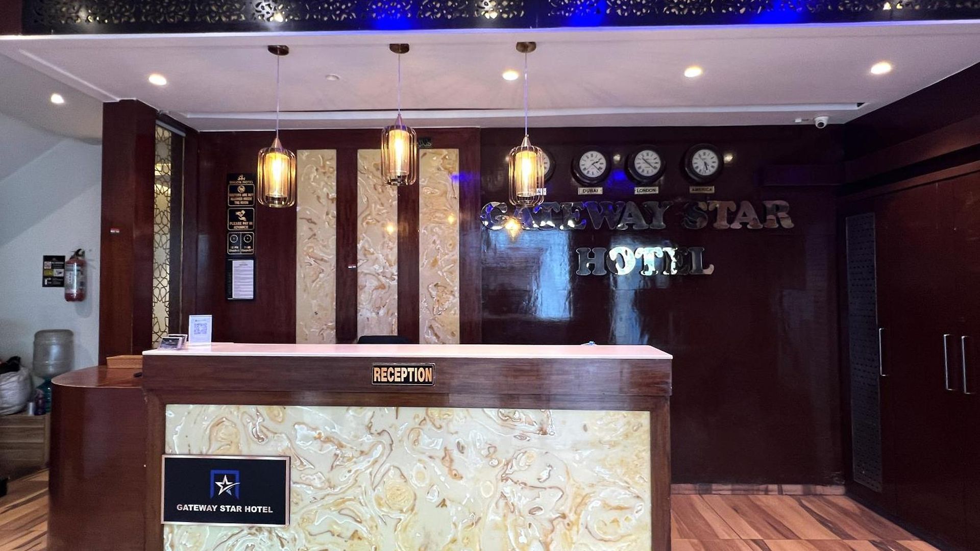 Gateway Star Hotel