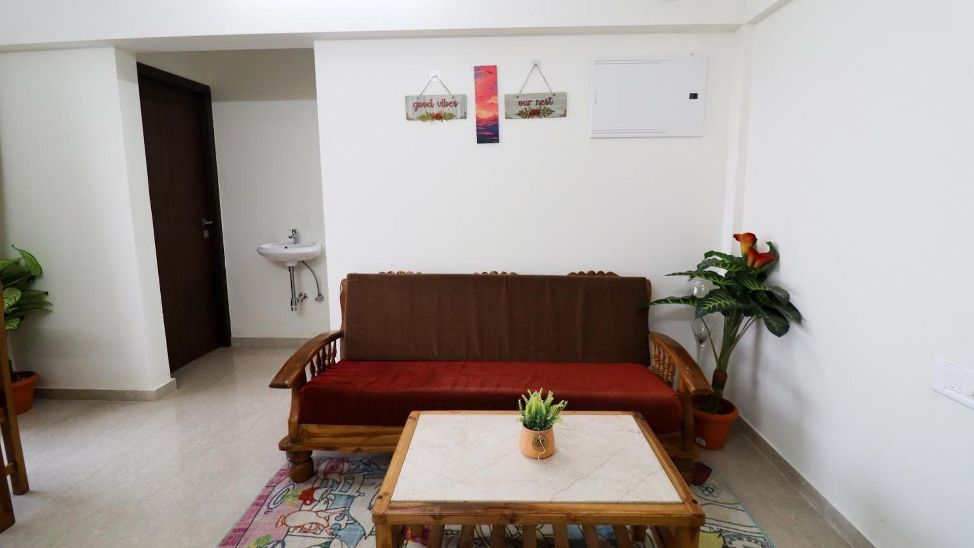 Pinaki Comfort Malad - Near Nesco & Oberoi Mall 3* Mumbai