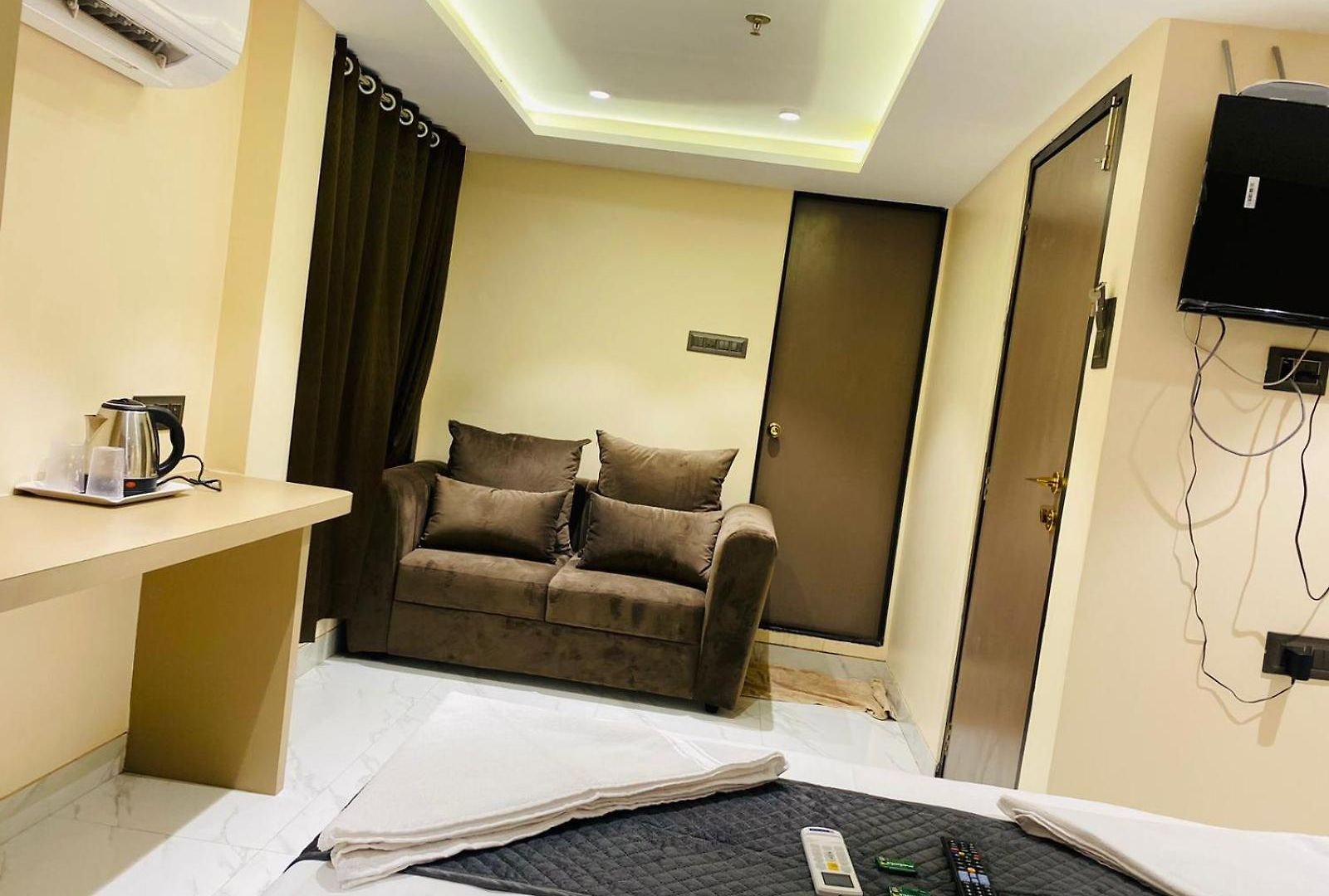 Dolphin Residency Hotel