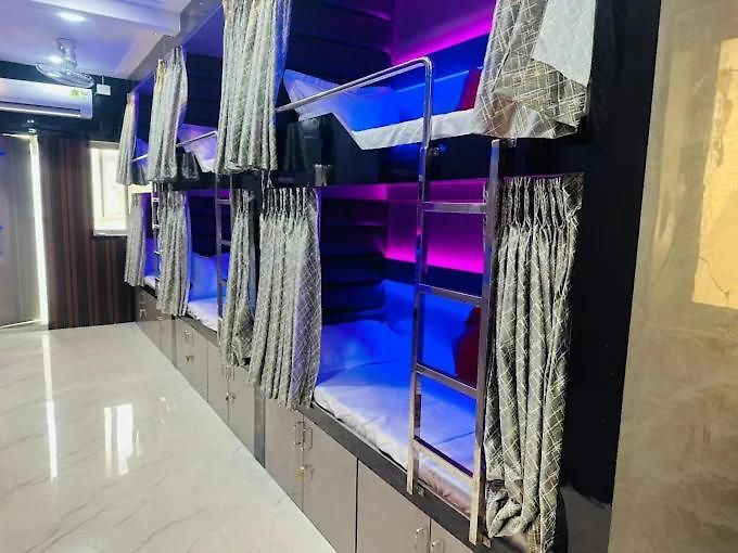 Asian Bed & Breakfast Mumbai