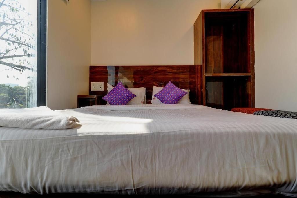 Hotel Prime Inn, Andheri West - Near International Airport