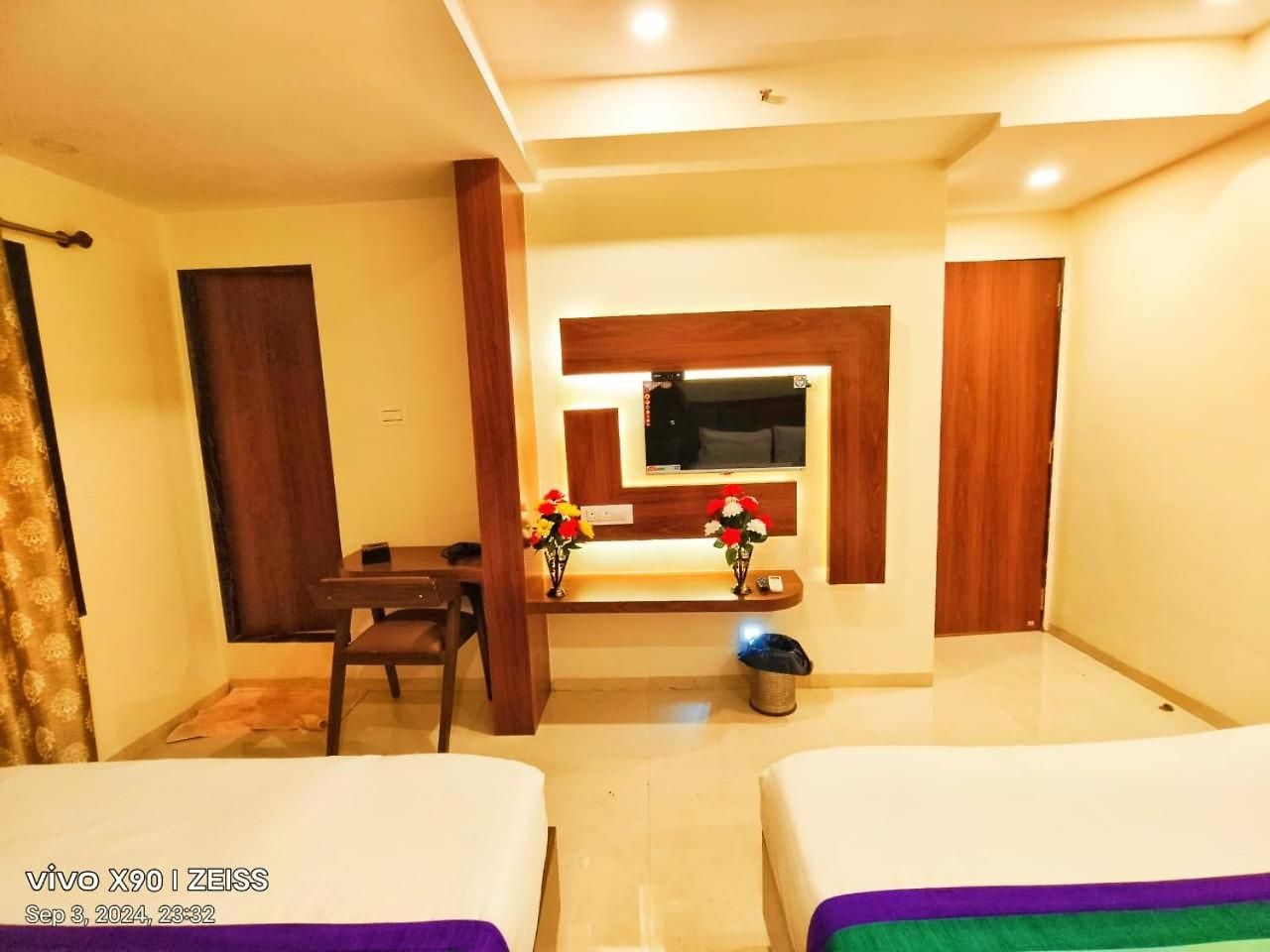 Victoria Hotel 4*