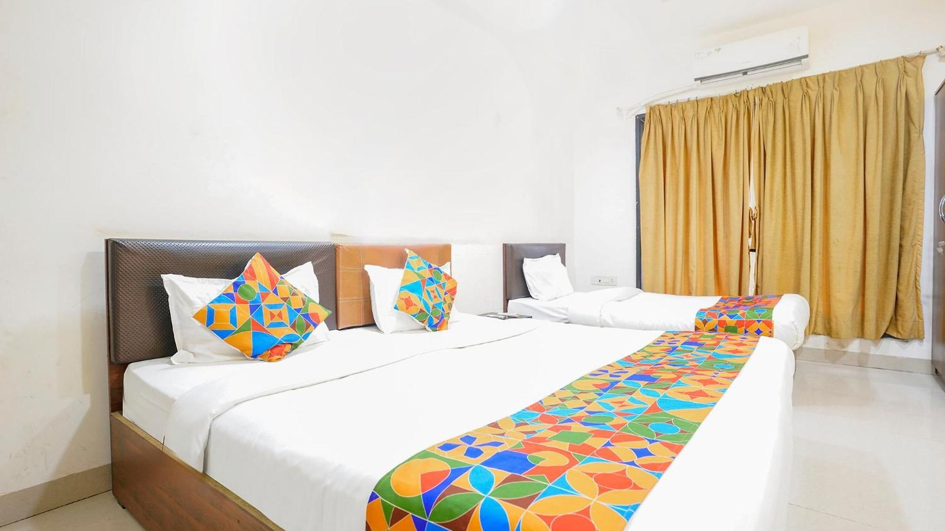 Fabhotel Rio House Hotel