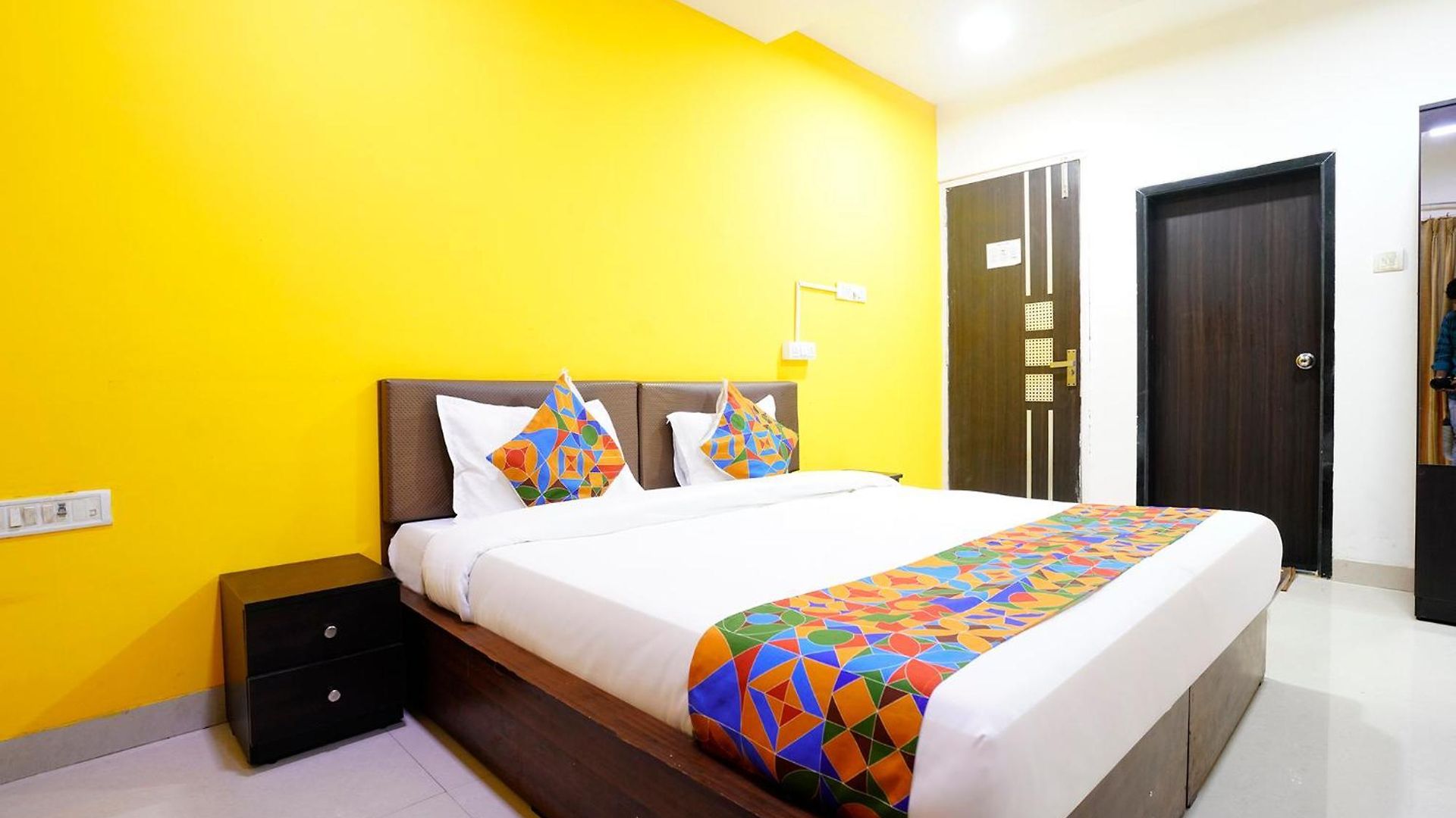 Fabhotel Rio House Hotel