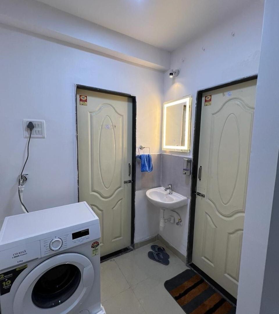 1bhk Goregaon West - Garden View Apartment Mumbai