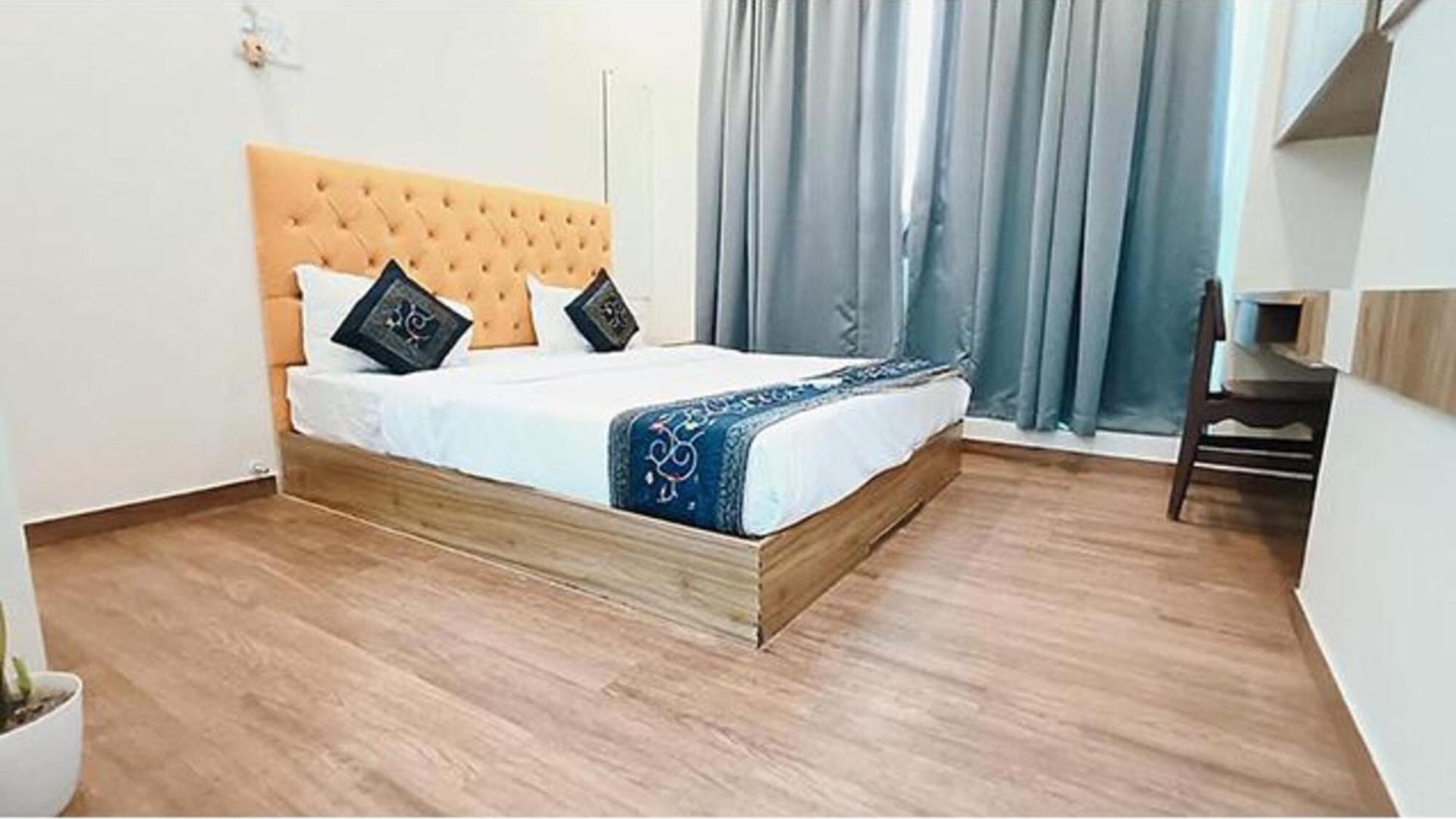 Fabhotel Freedom International Mumbai