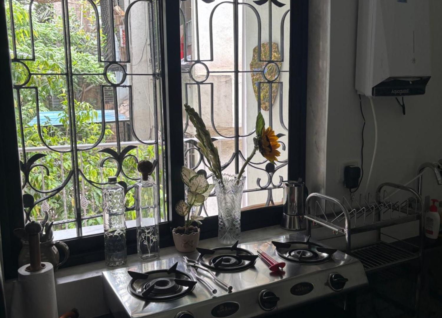 Serene In Chuim Near Carter Road Apartment Mumbai