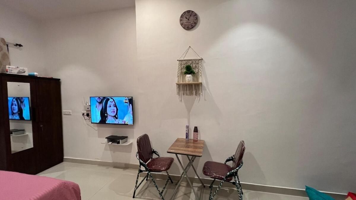The Cozy - Andheri Apartment Mumbai