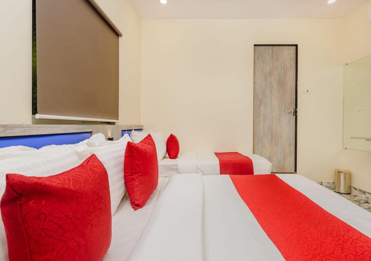 Hotel Good Luck Residency By Glitz