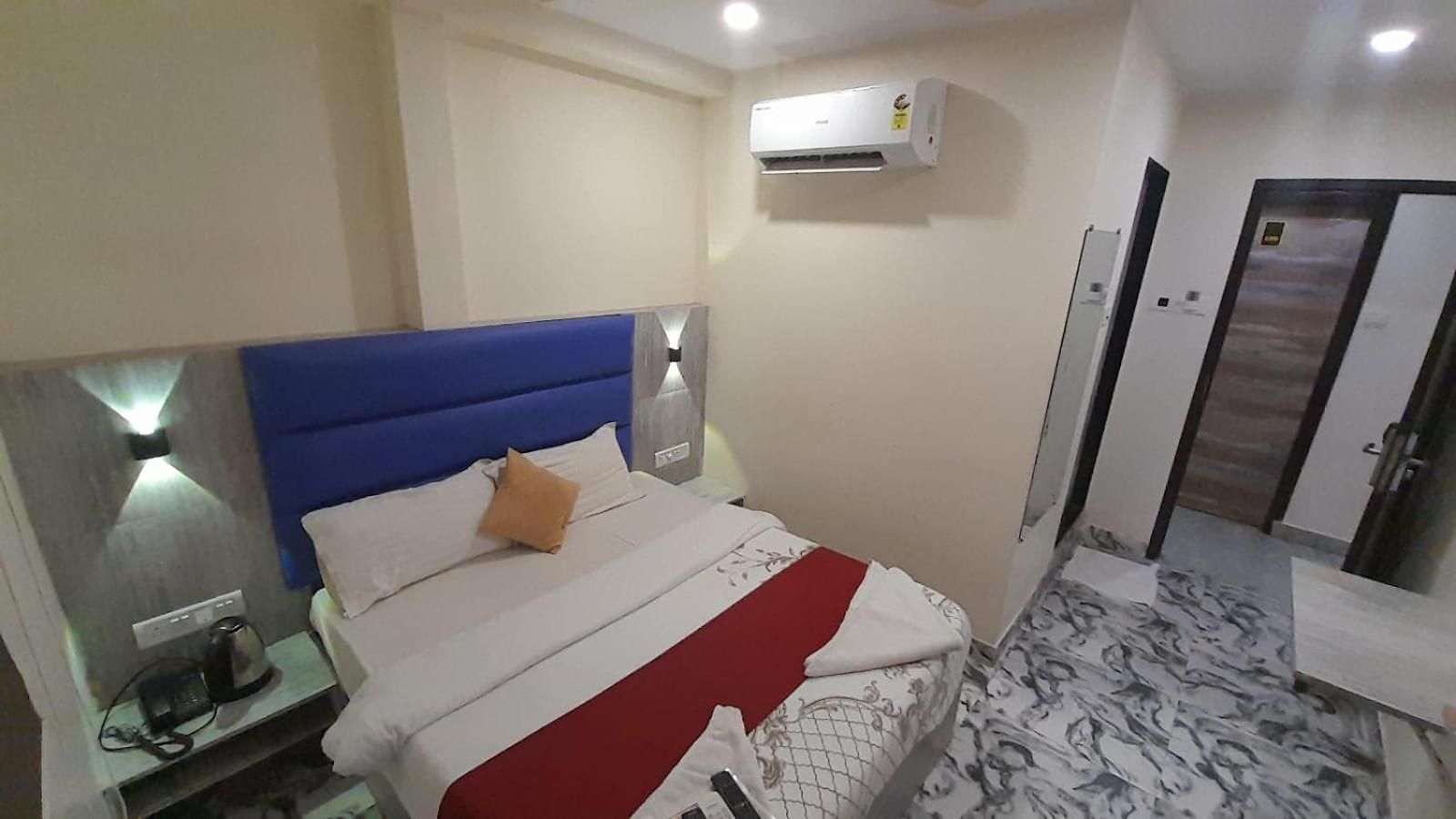 Hotel Good Luck Residency By Glitz 3*