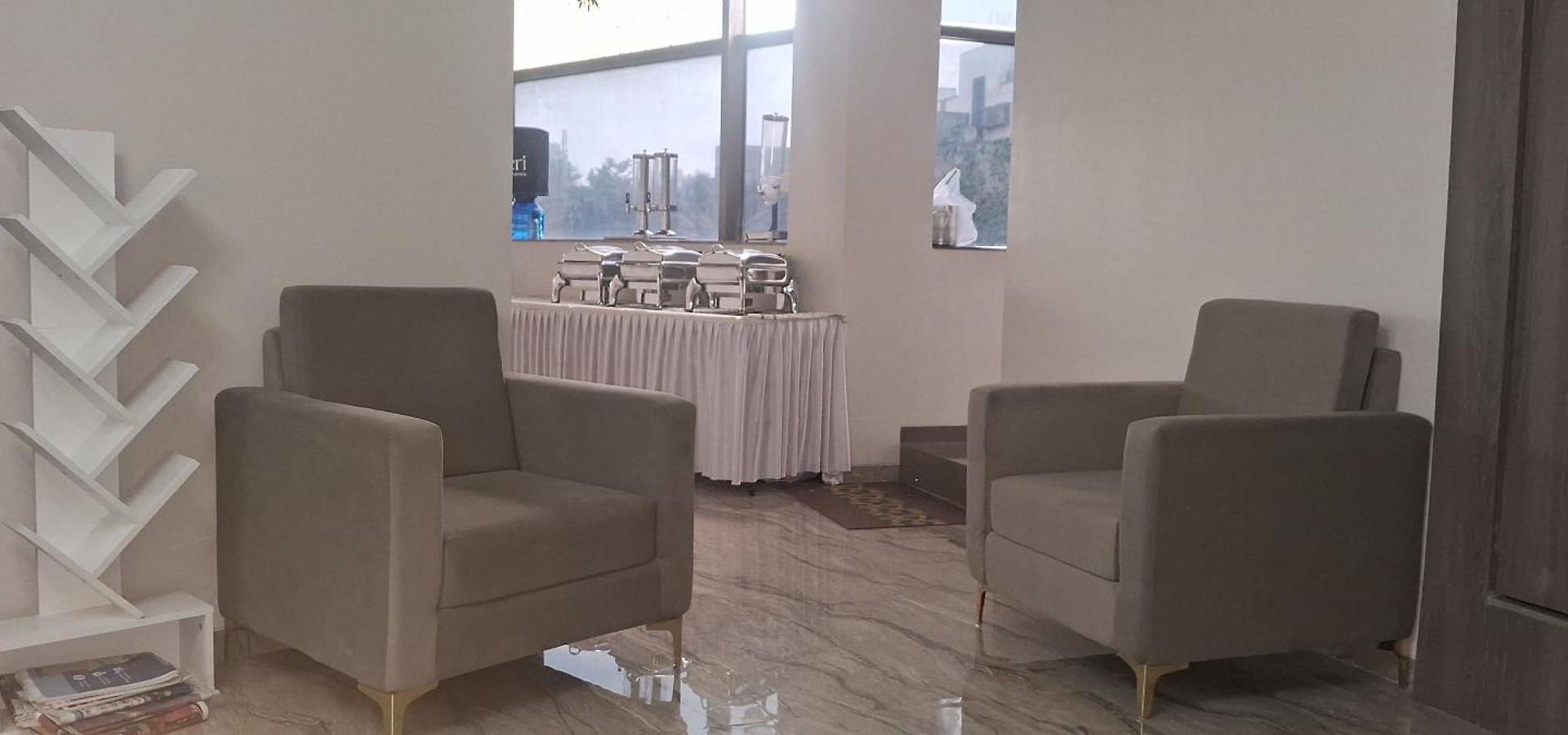 Shine Hospitality Boutique Hotel 3*