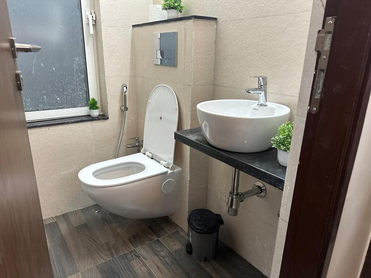 View Goregaon E Apartment *