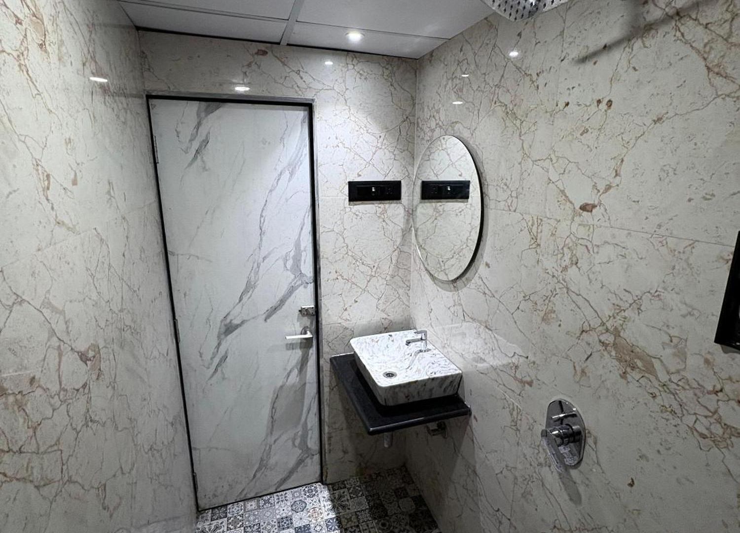 Diamond Hotel Mumbai