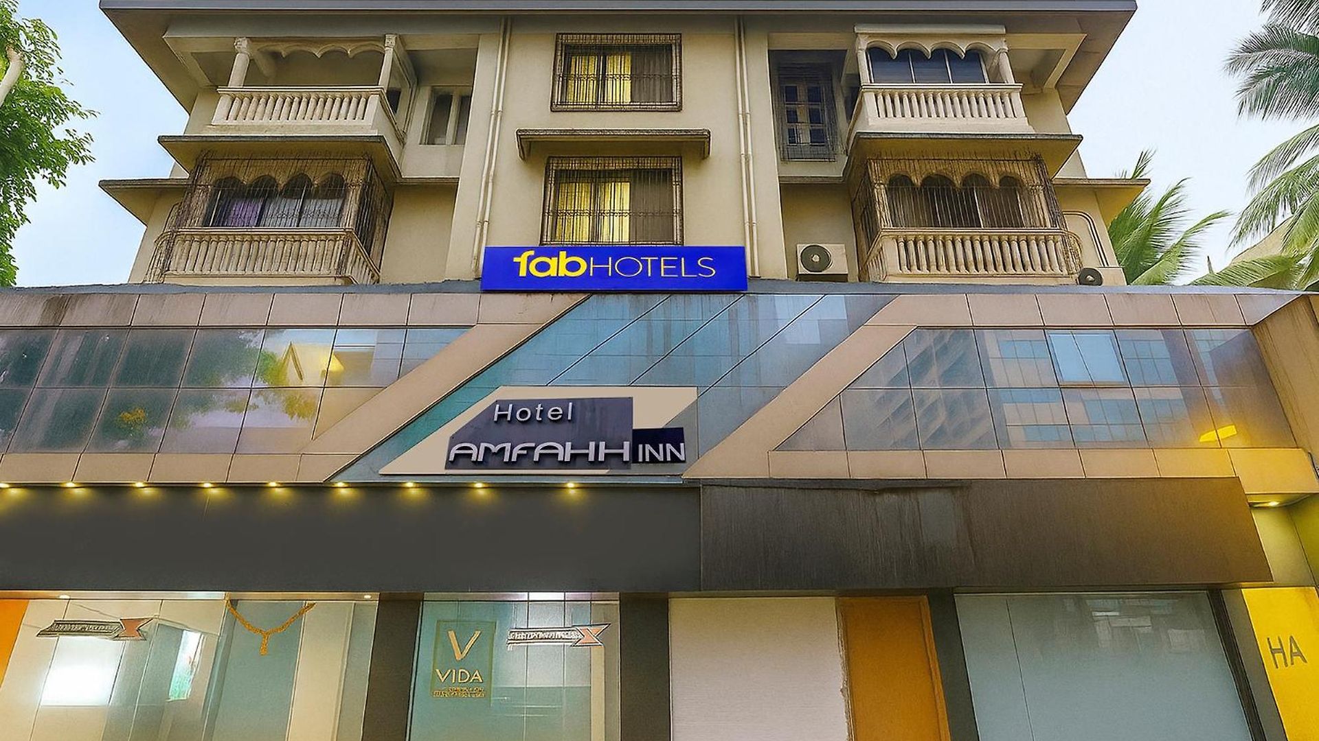 Via Amfahh - Nr-kokilaben Hospital Hotel Mumbai
