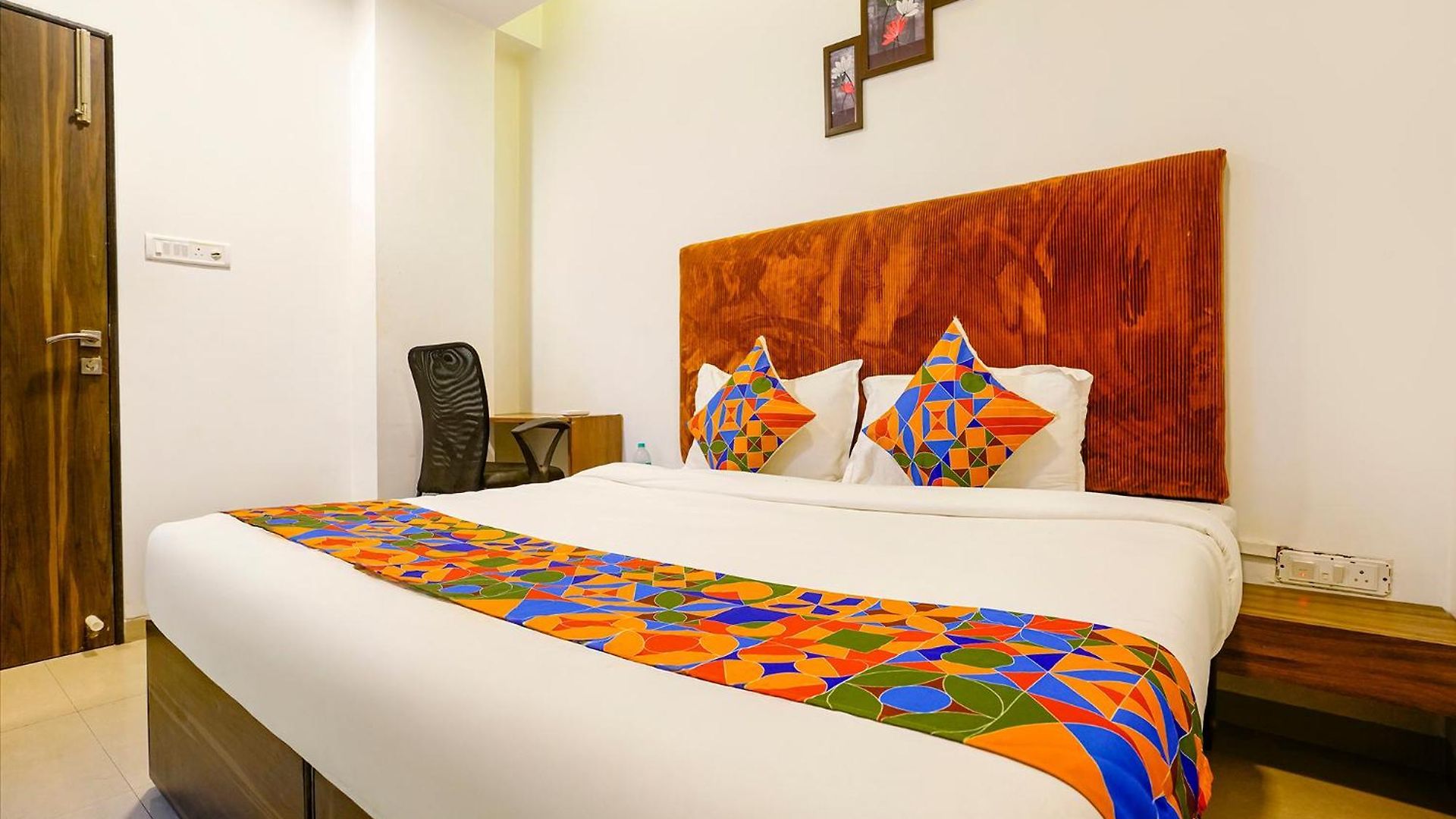 Via Amfahh - Nr-kokilaben Hospital Hotel Mumbai