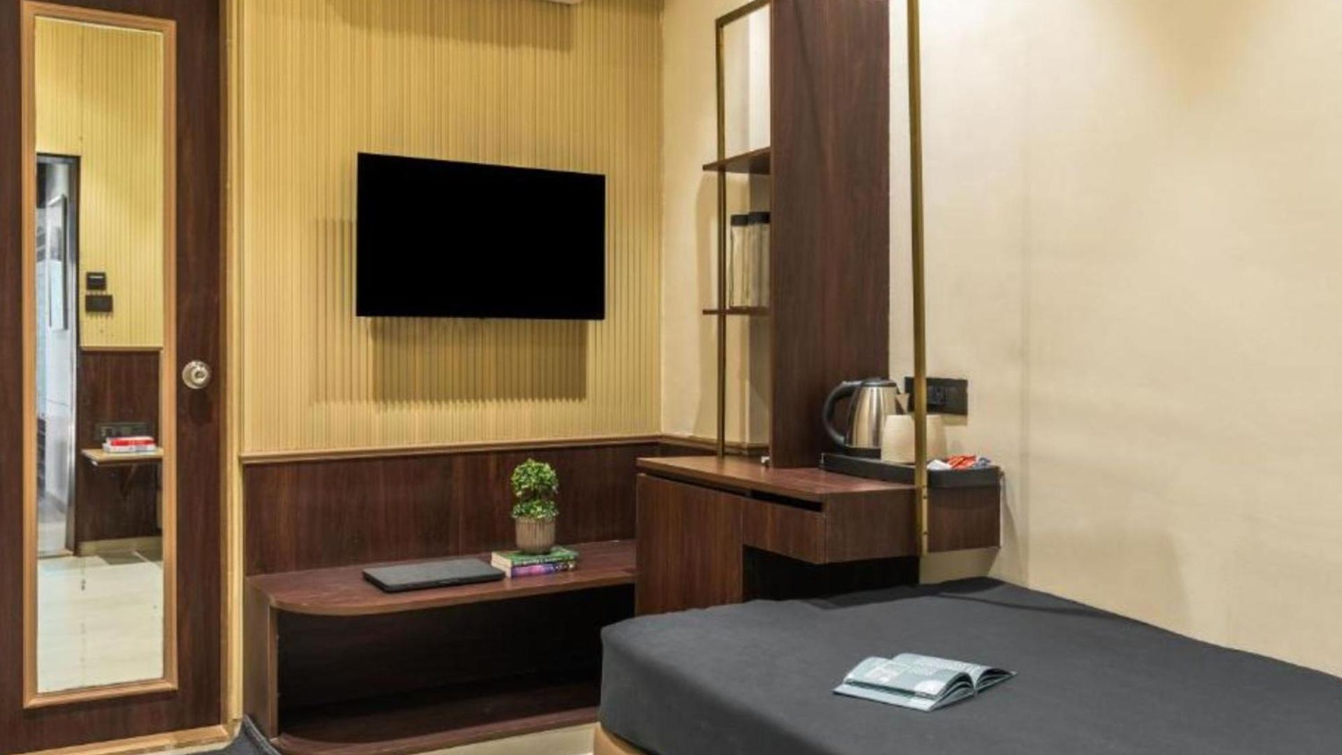 Hostel The Mumbai, International Airport