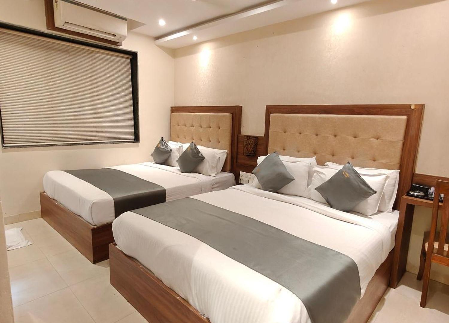 Amber Palace 3*