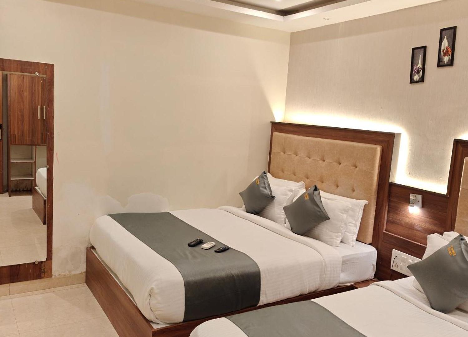 Amber Palace 3*