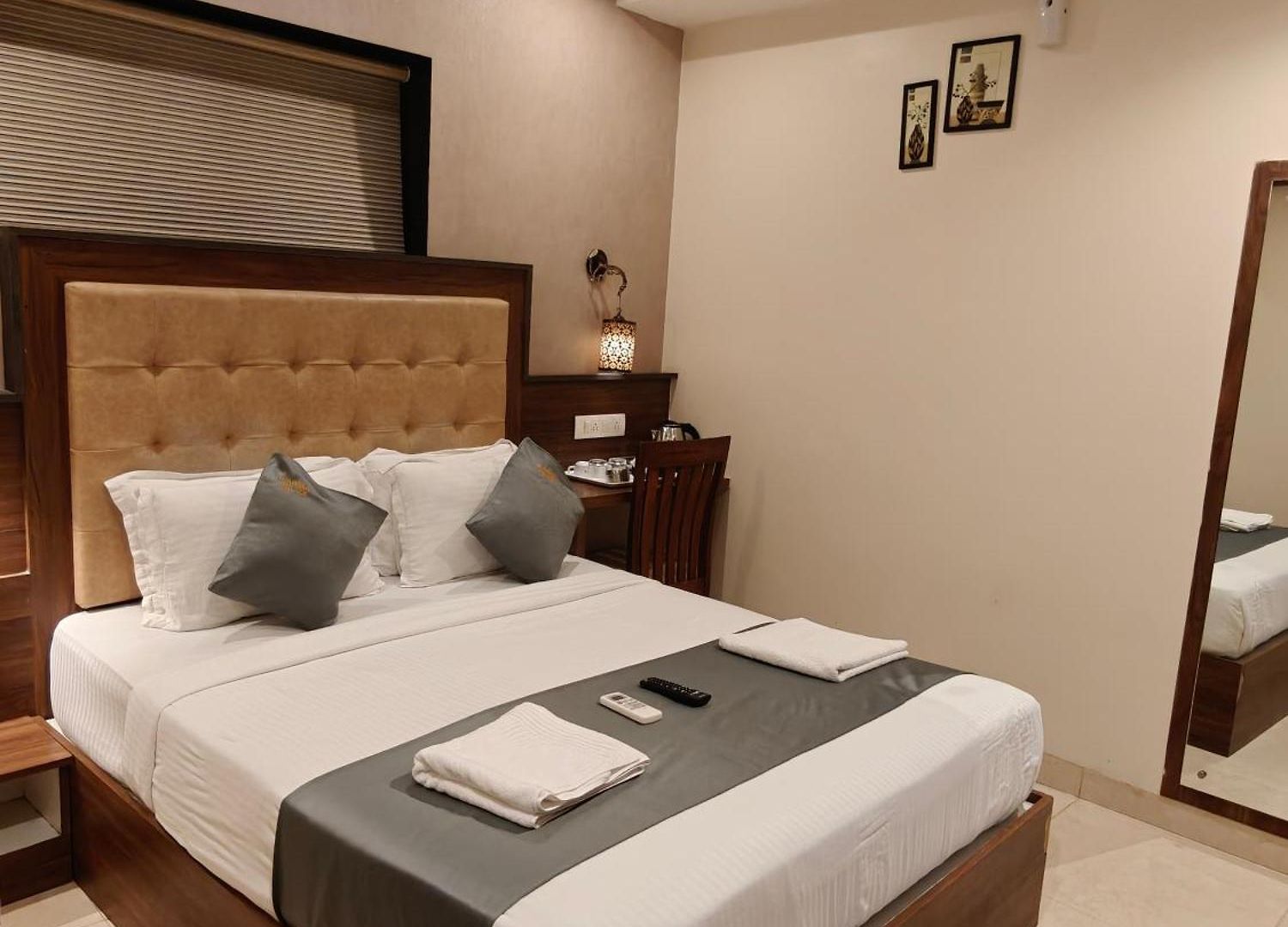 Hotel Amber Palace 3*