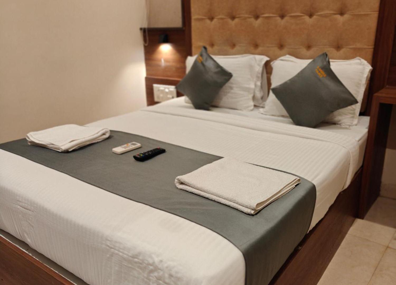Hotel Amber Palace 3*