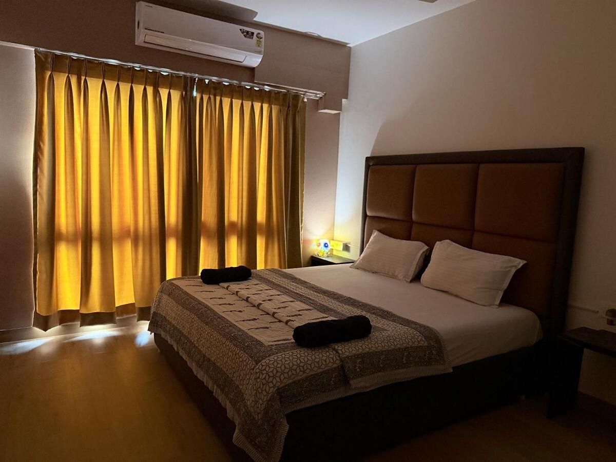 Coastal Chic - 10min From Airport Apartment Mumbai
