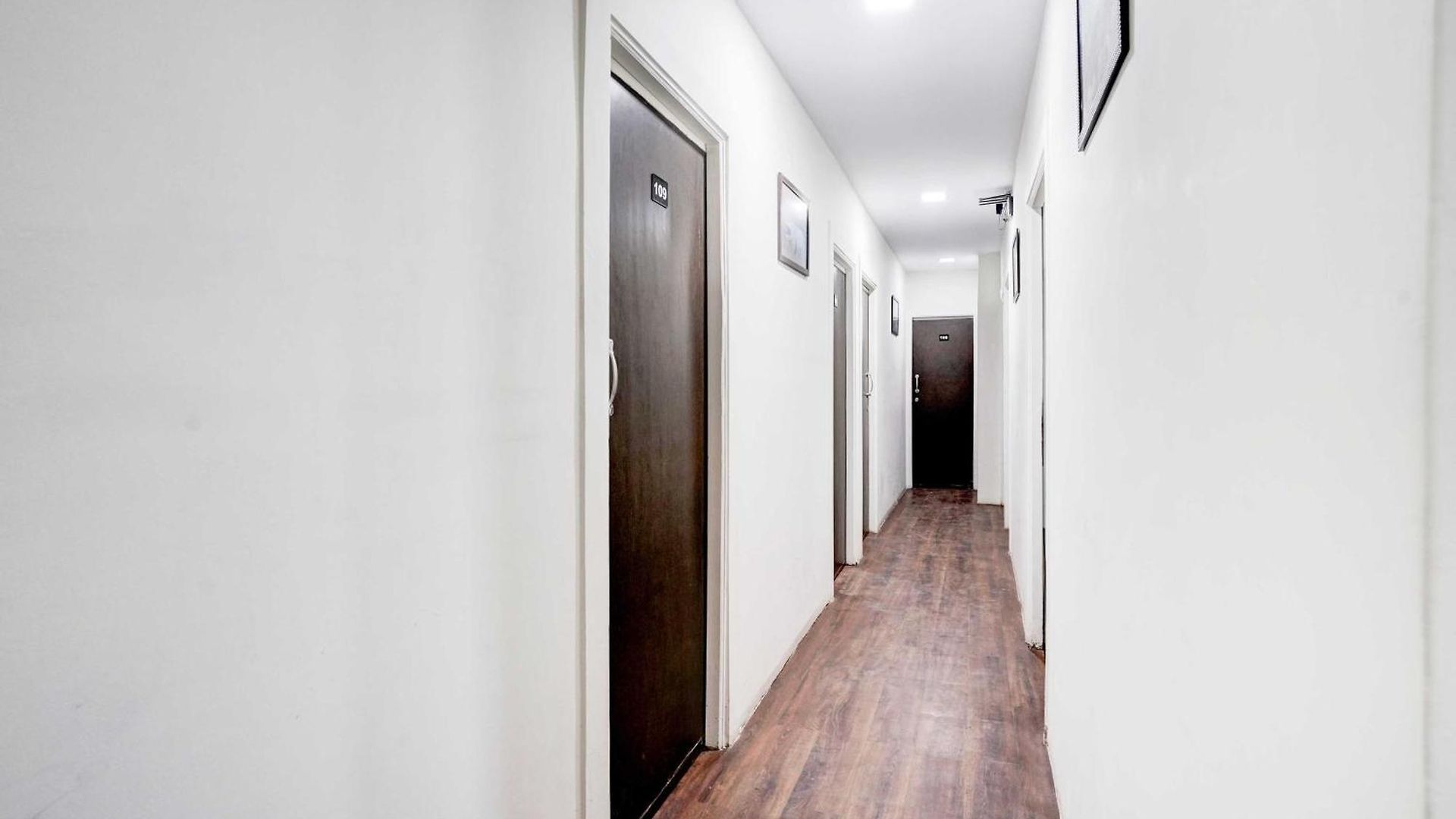 Hotel Collection O Bkc Santacruz East 3*