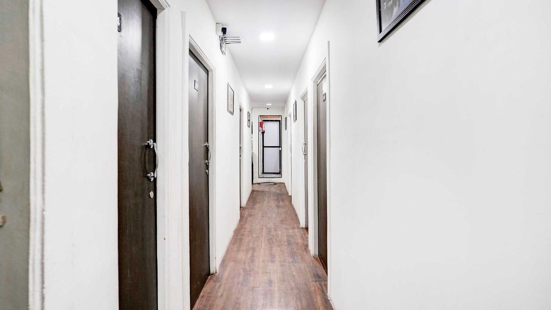 Collection O Bkc Santacruz East 3*