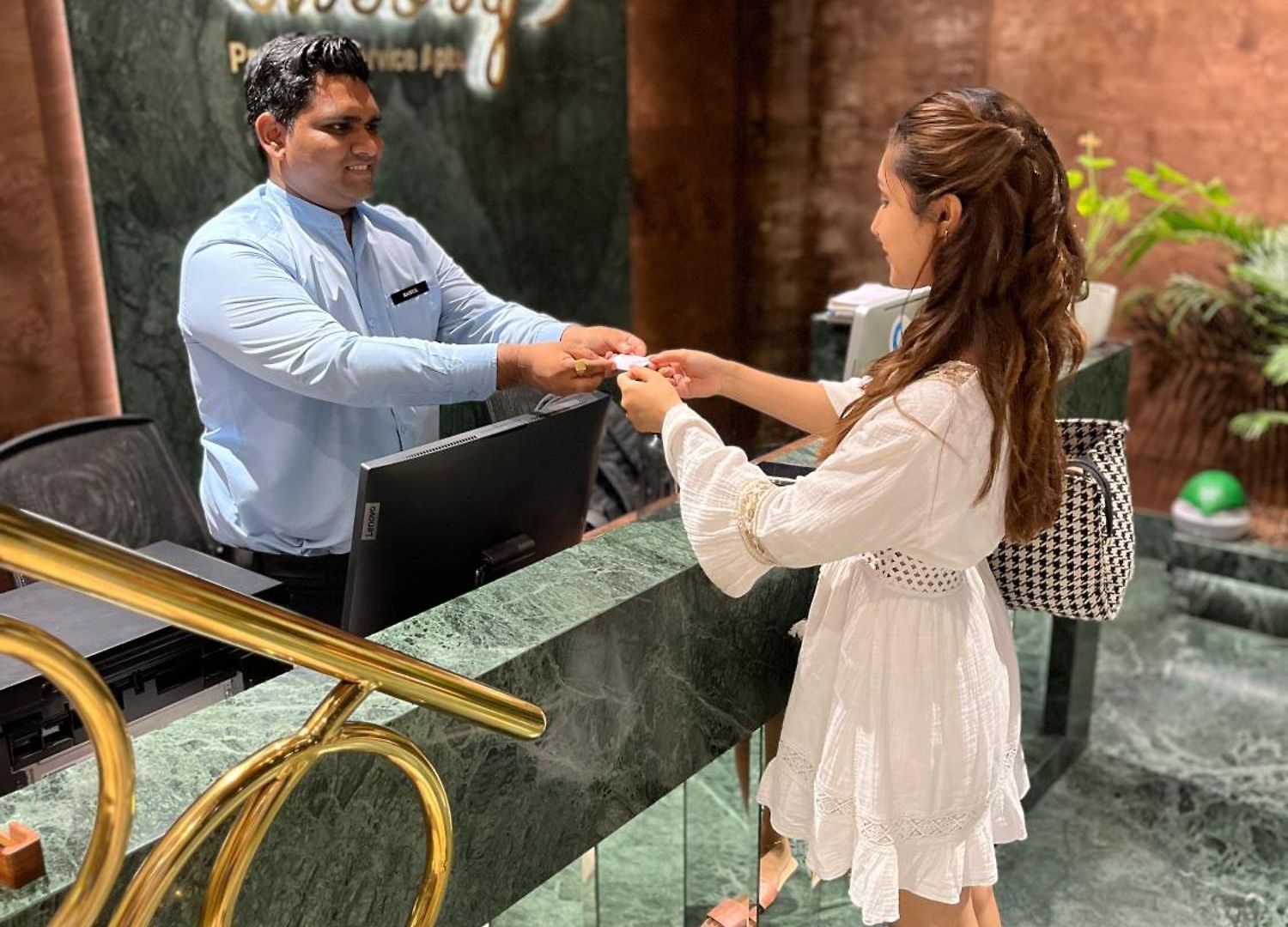 Theory9 Premium Service Bandra Apartment *