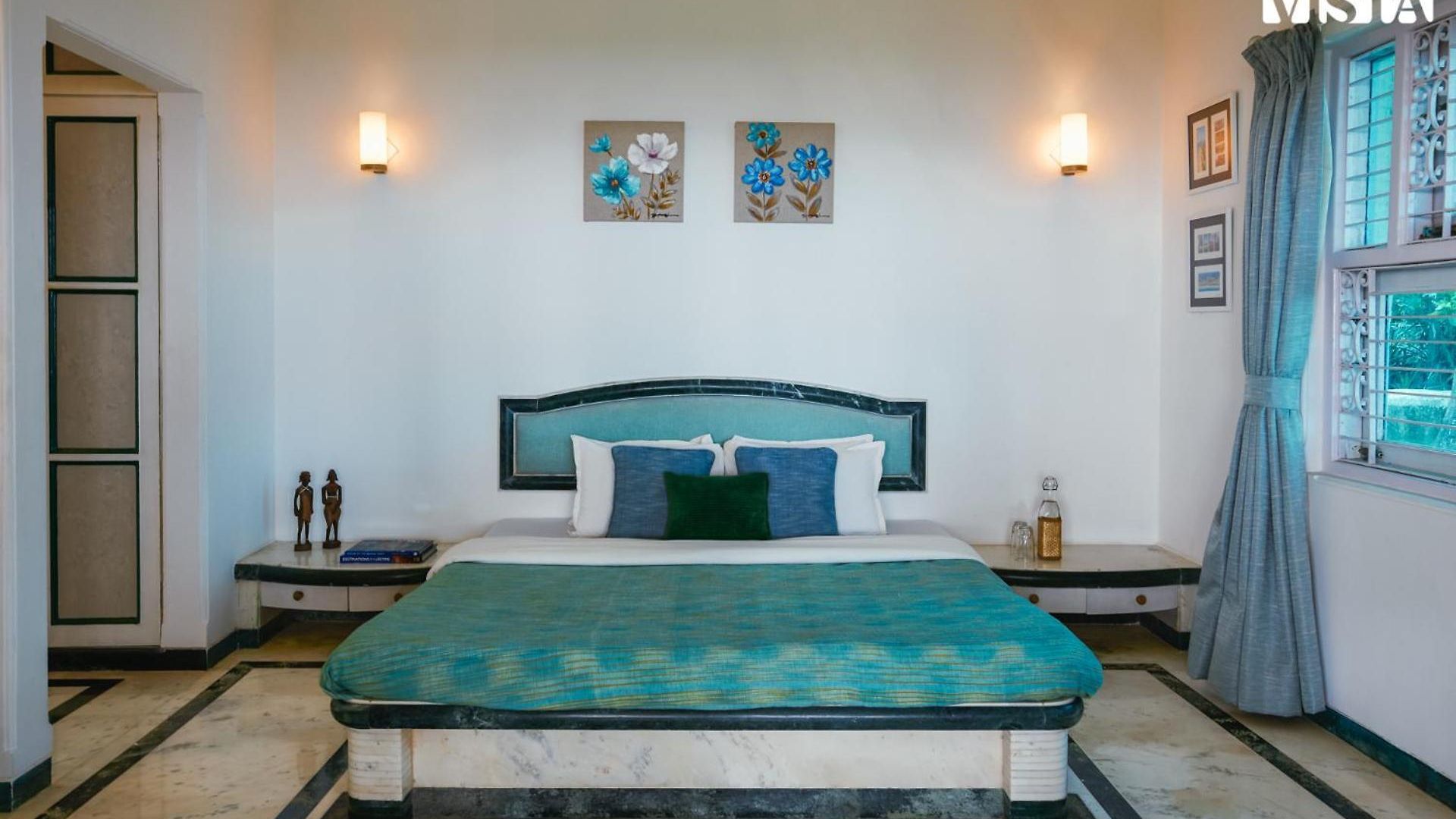 Stayvista's Bharat - Beachfront Serenity With A Spacious Lawn Villa *