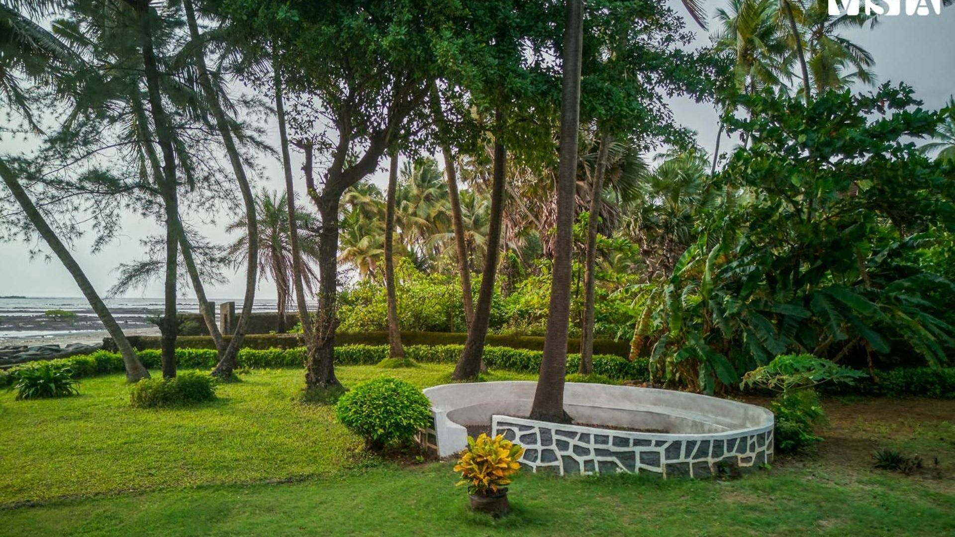 Stayvista's Bharat - Beachfront Serenity With A Spacious Lawn *