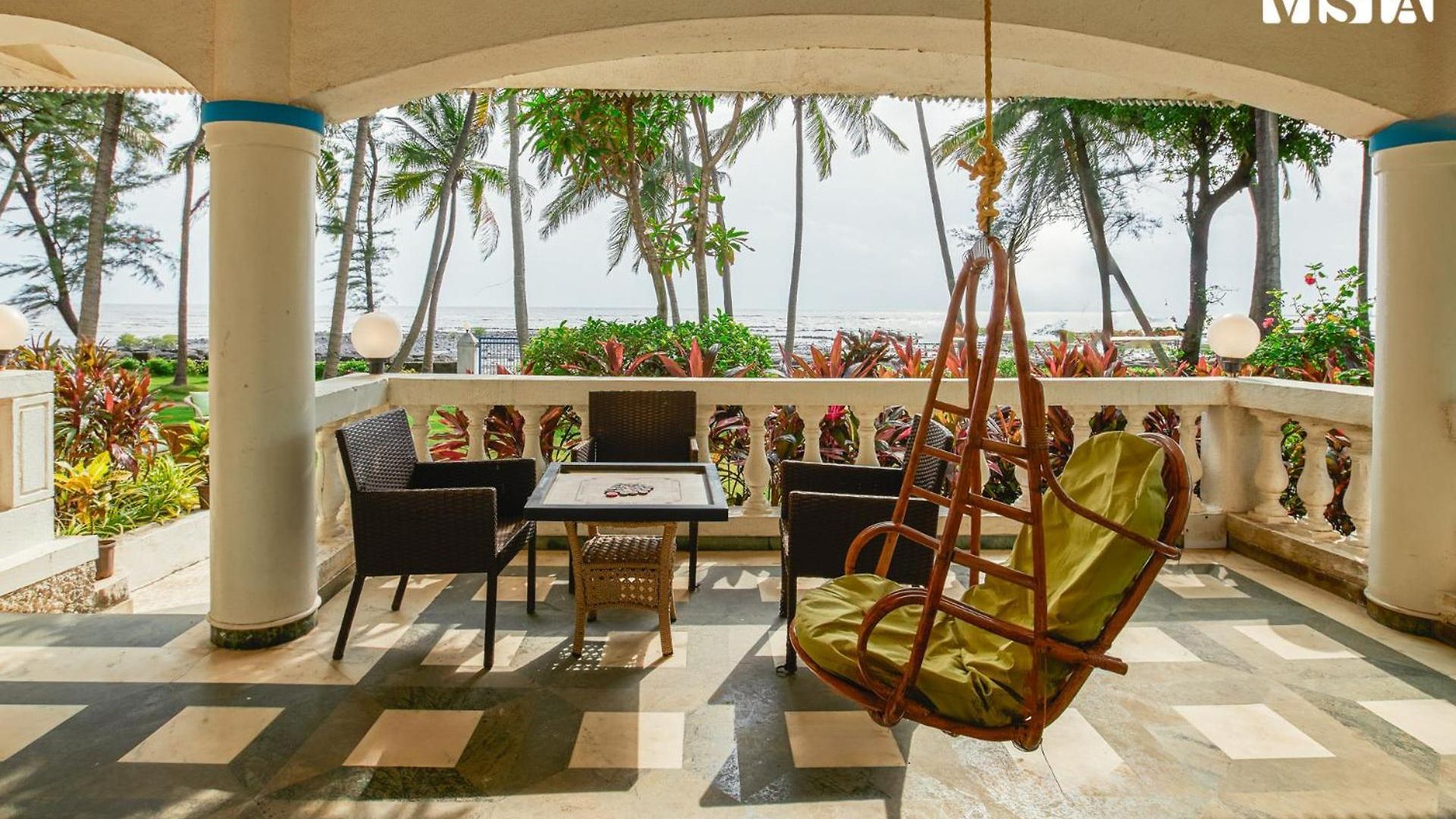 Stayvista's Bharat - Beachfront Serenity With A Spacious Lawn